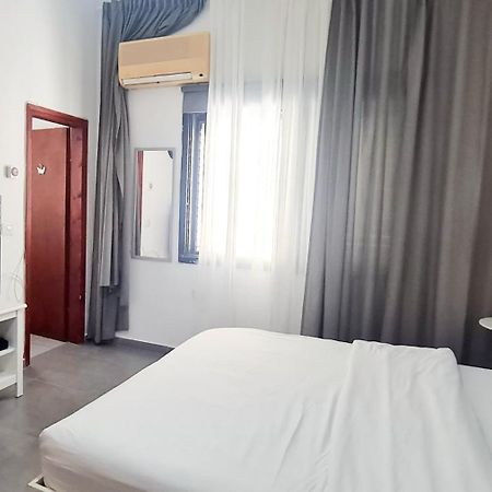 Nice Apartments On Ben Yehuda Str Tel Aviv Room photo