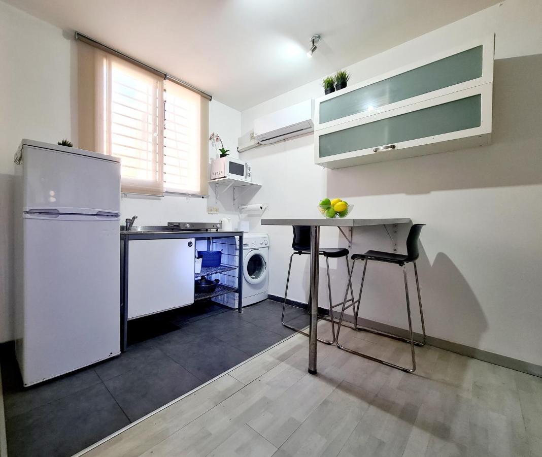 Nice Apartments On Ben Yehuda Str Tel Aviv Exterior photo