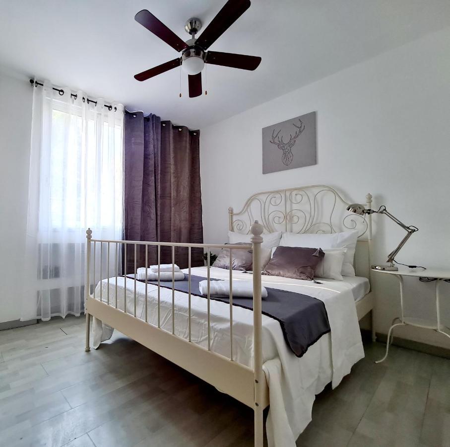 Nice Apartments On Ben Yehuda Str Tel Aviv Exterior photo