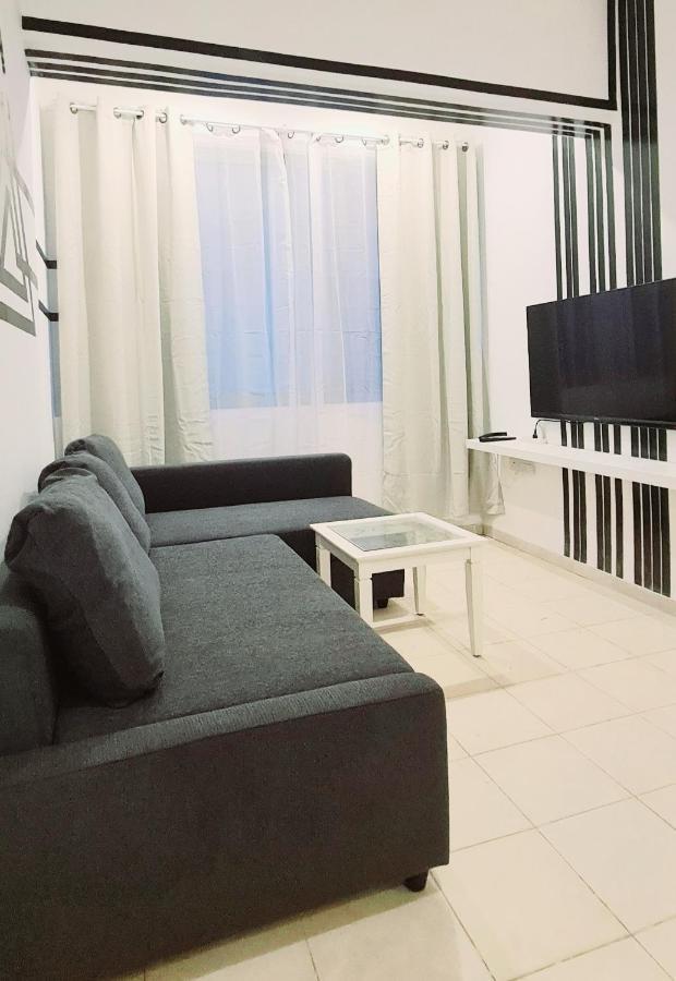 Nice Apartments On Ben Yehuda Str Tel Aviv Exterior photo